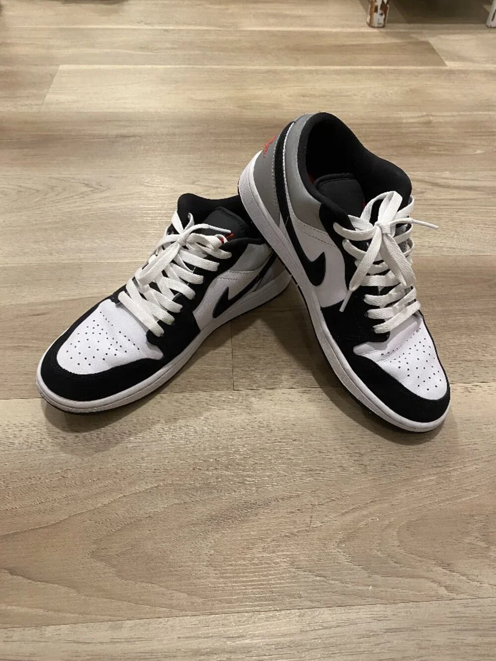 Air Jordan 1 Low SE Matte Silver Men’s 9